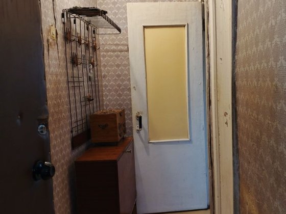1 кімнатна під ремонт Кривий Ріг