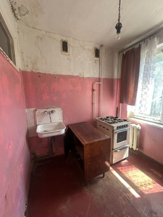 Продаж Артем зупинка Космонавти Двокімнатна квартира з окремими кімнатами на 3 поверсі не кутова під - фото 1