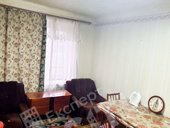 Продається 2-кімн, орієнтир 44 квартал Кривий Ріг