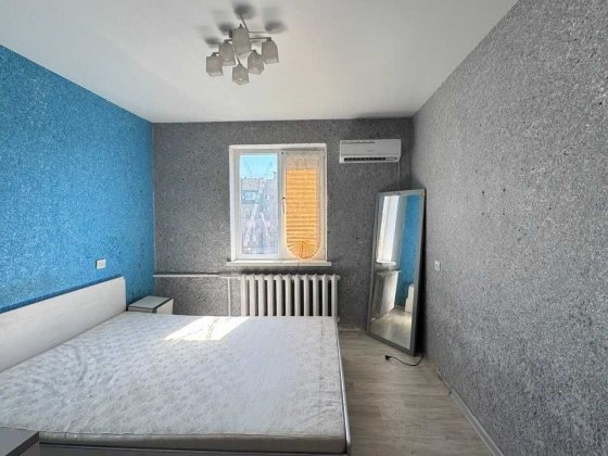 Продаж Затишної 2-кімн квартири з меблями вул. Миколаївське шосе (Карачуни)