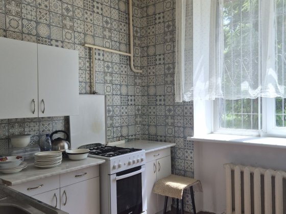 Продам 2х комн квартира 1/4-эт дома пр. Южный 12 район Югок Ингулецкий! Кривой Рог