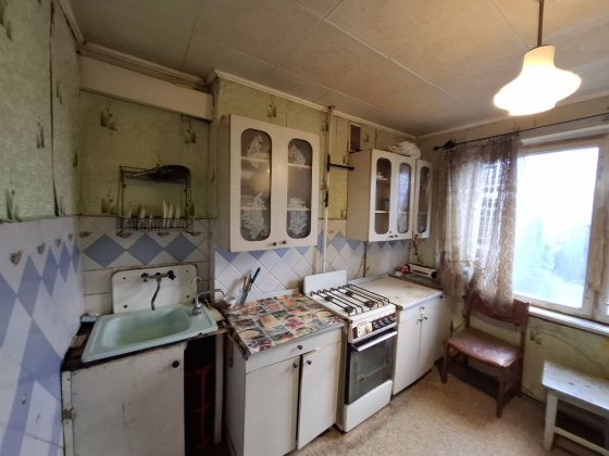 Продам 3х кімнатну  на 5 Зарічному, біля Терри Кривой Рог