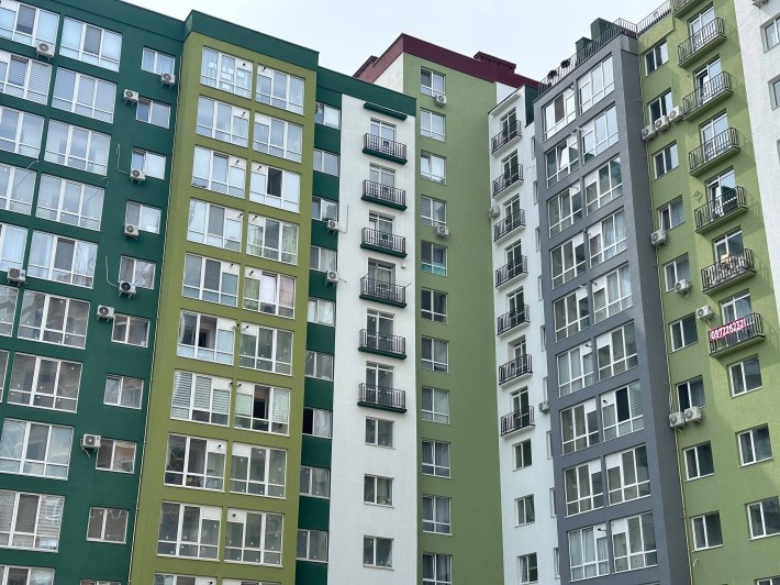 Продаж просторої 2-кімнатної квартири в центрі міста - фото 1