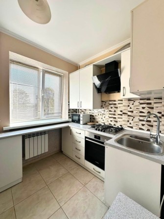 2-кімнатна 48,6 м² | КИЇВСЬКИЙ МАЙДАН | ремонт | 2/5 поверх - фото 1