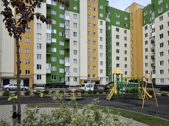2-кімнатна 61,8 м² | ЖК «ЗЕЛЕНИЙ МАСИВ» | ТИХИЙ район, ПІДВАЛ, краєвид Луцк