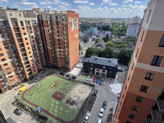 Продаж 2-кімнатної квартири з панорамним виглядом в ЖК "Яровиця". Луцк