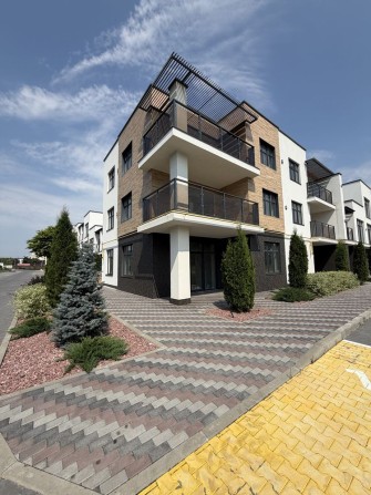 Продаж євро 3к + тереса 13 м2 - фото 1