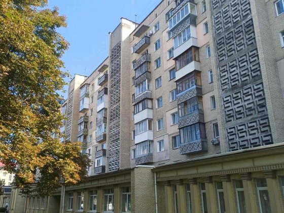Двокімнатна з ремонтом! ЦЕНТР міста - вул. Шевченка, Ірпінь. Індивідуальне ГАЗОВЕ опалення.