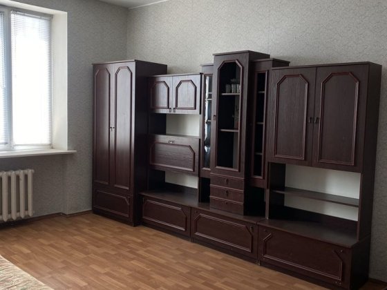Продається 1-но кім. вул. Соборності «сталінка» Кривой Рог