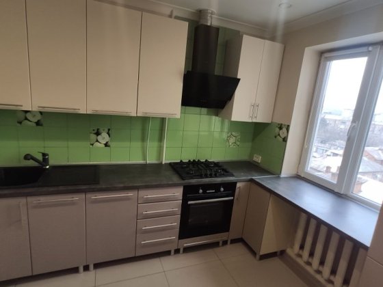 Є відновлення Продам квартиру в центрально-городском районе.Позитивная Кривой Рог