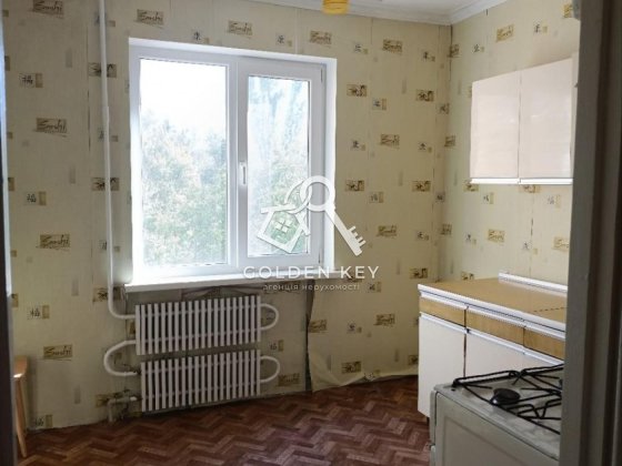 Продаж 3-кімнатної квартири на Ювілейній, чешка Кривой Рог