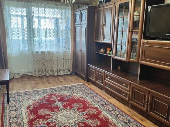 2 кімнатна квартира на 129 кварталі Кривой Рог