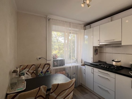Продаж 2-кімн. квартири по вул. Петра Калнишевського Кривой Рог