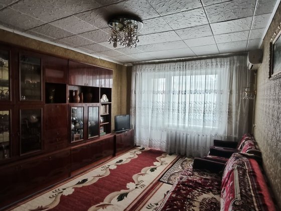 Продаж 3 кімнатної квартири "Чешки" на Даманському