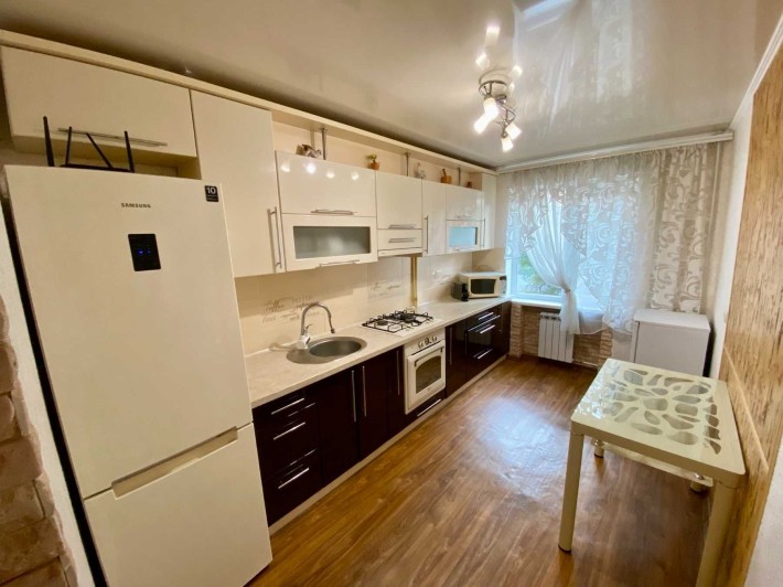 Продаж 3 кімнатна квартира (чешка) 5 Зарічний поруч Бродвей - фото 1