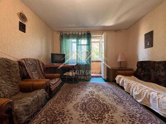 Продаж 1-к. кв. («чешка») — 4 поверх, Матусевича 57 Кривий Ріг