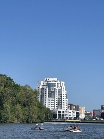 Простора квартира, 215кв.м. з власною терасою  та вільним плануванням. - фото 1