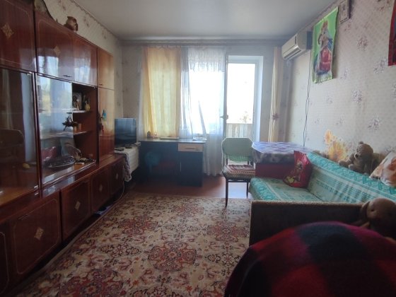 2 кімнатна на 17 кварталі по Карбишева, Сергія Гладуша Кривой Рог