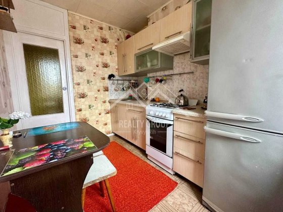 Продаж 3-кімнатної квартири з 2 лоджіями на Космонавтів