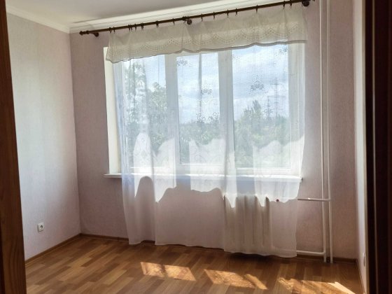 Продаж непрохідної 2х кім квартири Дніпровське Шосе Кривой Рог