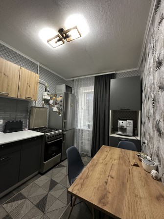 Продаж 2кім в цегляному будинку - фото 1