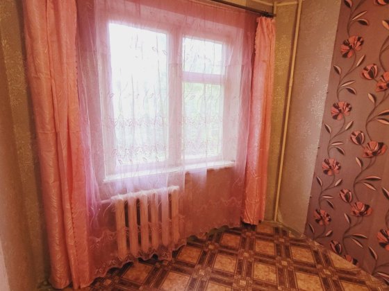 2-х комнатная квартира СевГОК, ост. Восход улица Терещенко, 3 этаж, не угловая, в хорошем жилом сост Кривой Рог