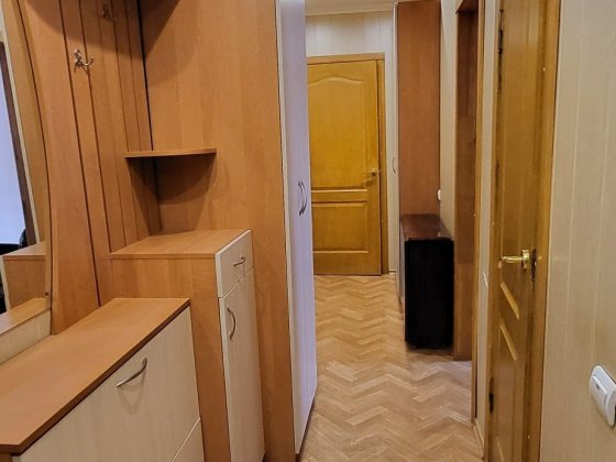 Продам 2ком 5 школа Полтава
