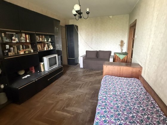 Продам 4 кімнатну квартиру р-н Автовокзал Рівне