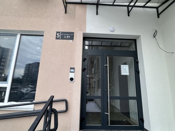 1 кімн. 56 кв.м у новобудові без комісії Рівне