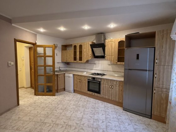3 кімнатна біля 38 школи- Центр Полтави- 120м- новобуд Полтава