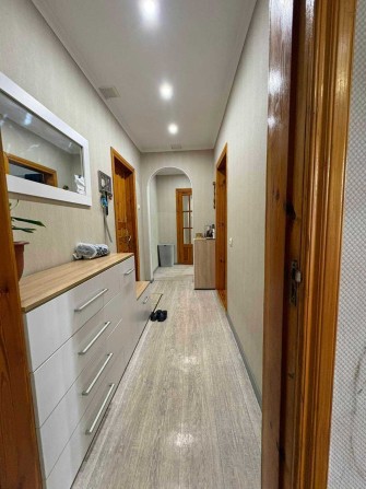 Продаж 2к квартири Озерна ремонт - фото 1