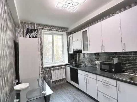 Продаж 2 кімнатної квартири Центр №21372 Полтава