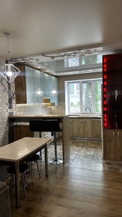 Продам 3 кімнатну квартиру Щасливе Газове опалення - фото 1