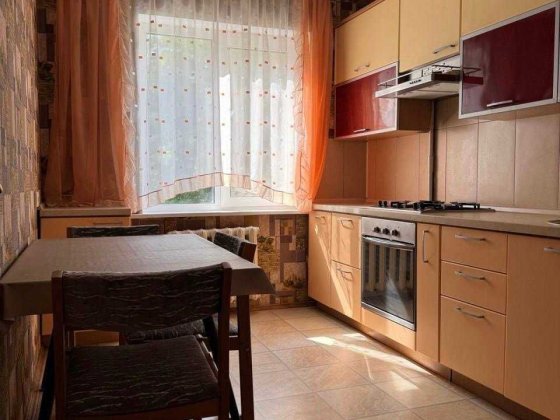 Продаж просторої 3-к квартири  р-н Автовокзал =)! Рівне