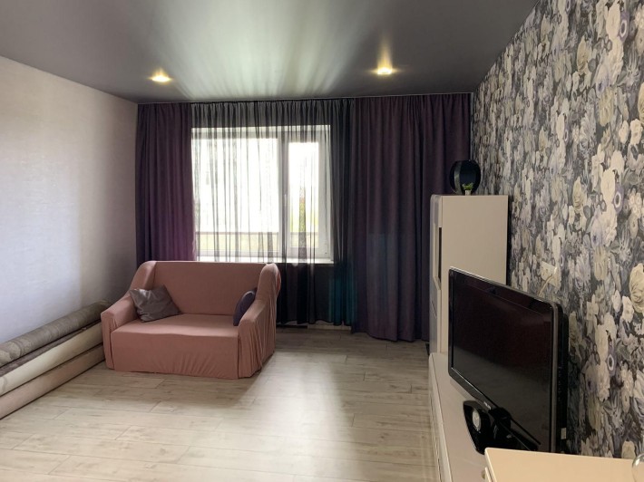 Продаж 1-кімнатної квартири з ремонтом. Сертифікат - фото 1