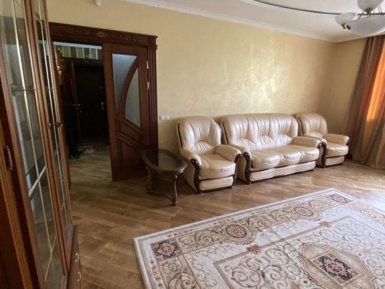 Продаж 3 кімнатної квартири в районі Відіна Рівне