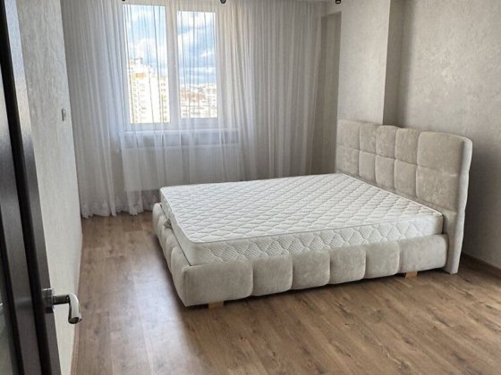 Продаж 3к квартири 98 кв. м на вул. Тролейбусна Тернопіль
