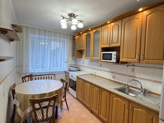 Продам 3 кімнатну квартиру р-н Чайка Рівне