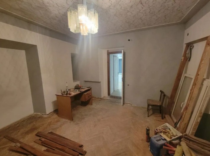 Продаж 2к квартири, 70 кв.м, вул. Броварна (Новий Світ) - фото 1