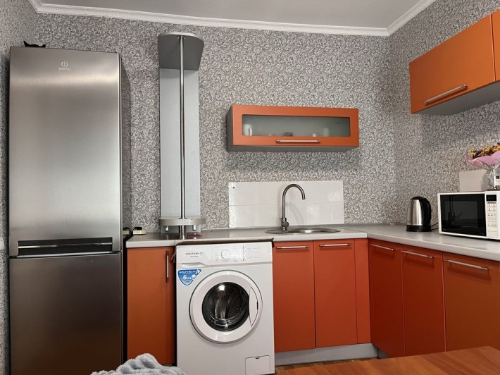 Продаж 2 к кв на Харківській 22 - фото 1