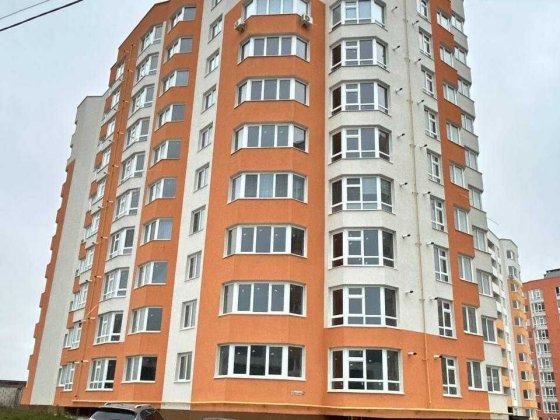 2-кімнатна квартира на Виставці, площа 71 м², кухня 18 м² Хмельницкий