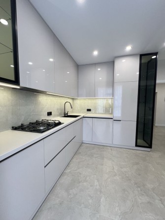 Продам 2 кімнатну новобудову - фото 1