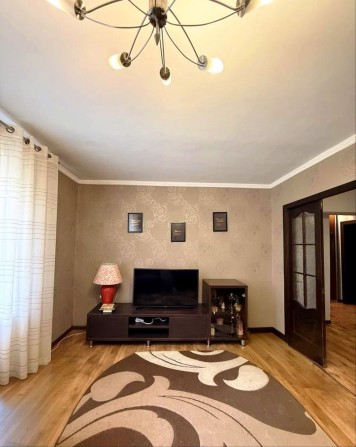 3-кімнатна квартира на середньому поверсі - фото 1