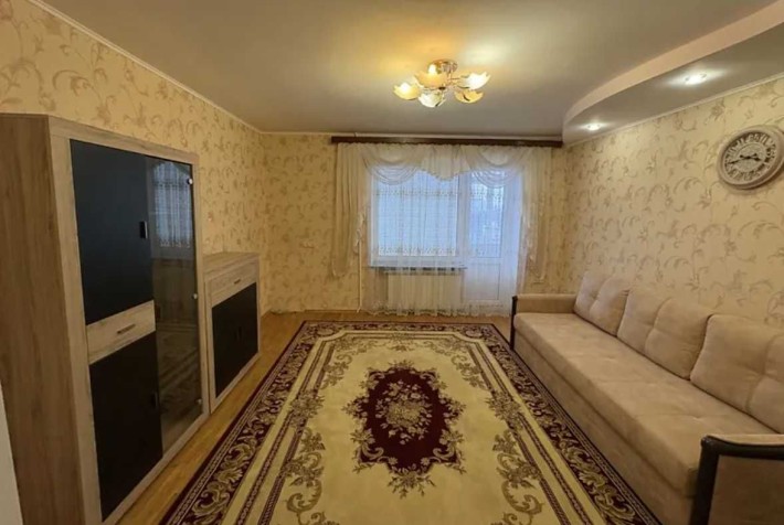 Продаж 3-кімнатної квартири з автономним опаленням. Центр міста. Вул. Степана Бандери 1б - фото 1