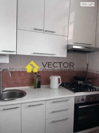 Продаж 2кім квартири в Центральній частині міста - фото 1