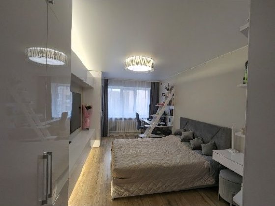 Продам 3х кімнатну квартиру на 3 поверсі в цегляному будинку Сумы
