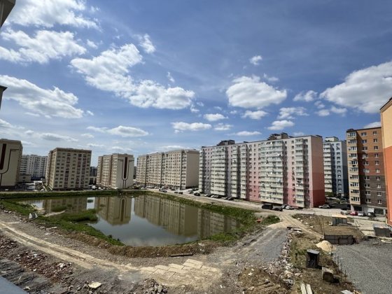 Продаж 2к.кв. з виглядом на Озеро Хмельницкий