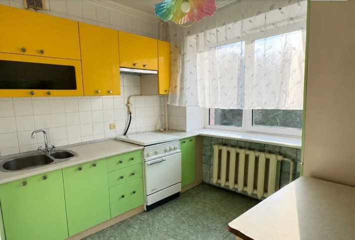 Продаж 2-кімнатної квартири з гарним ремонтом! - фото 1