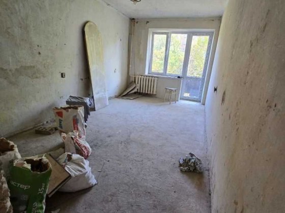 Квартира на Подолі 32 м² | 3/5 | Під чистову обробку Полтава