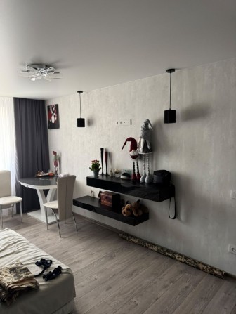 Продаж 3 квартири. - фото 1